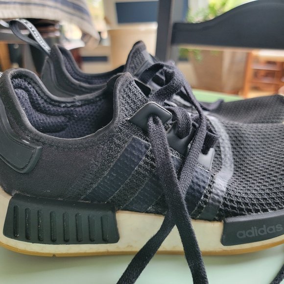 Adidas NMD R1 Core Black/ Core Black Men's size 7.5 - Picture 2 of 12